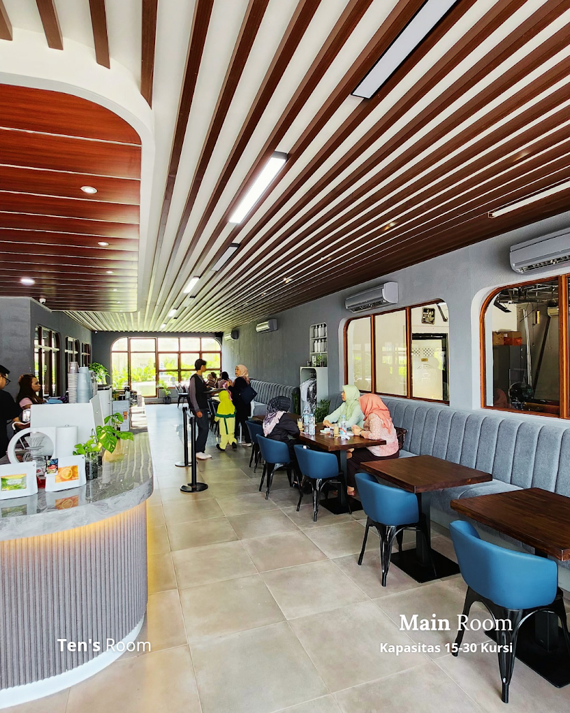 Suasana Ten Coffe