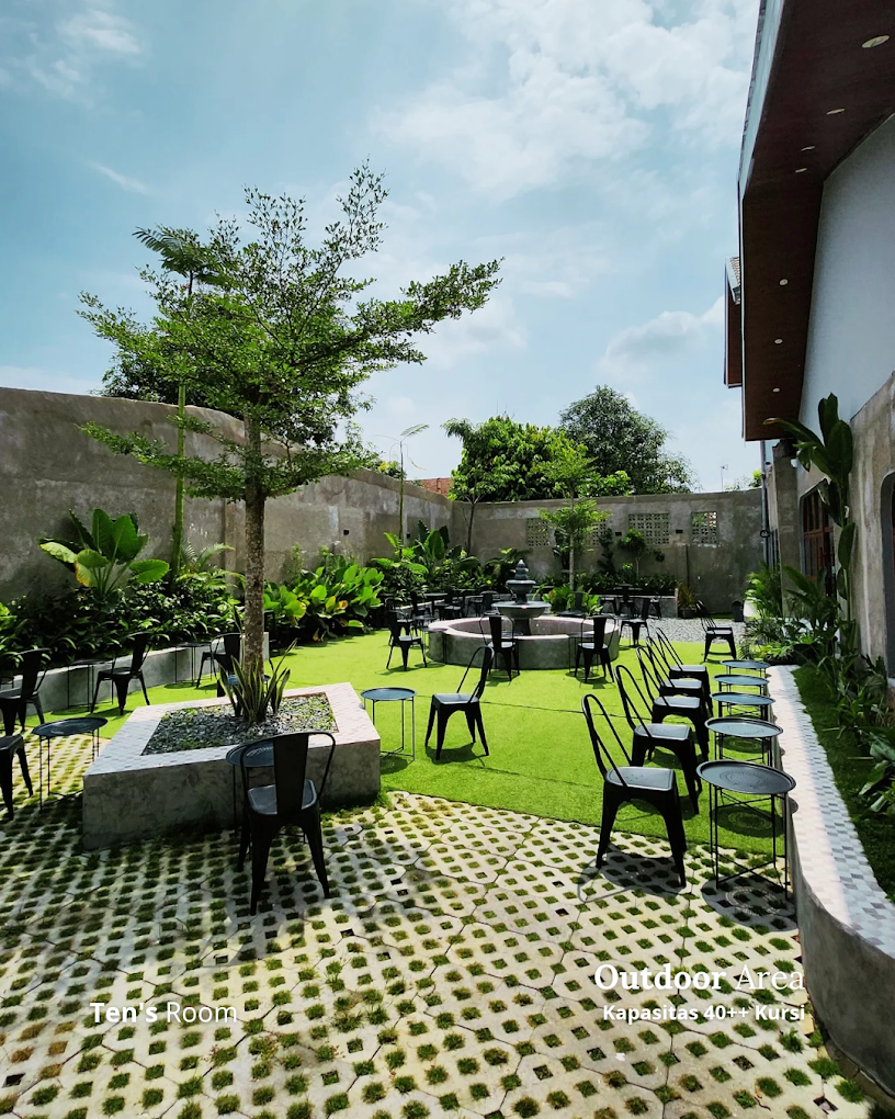 Suasana Ten Coffe
